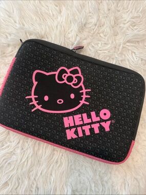 Hello Kitty Black & Hot Pink Neoprene Tablet Sleeve